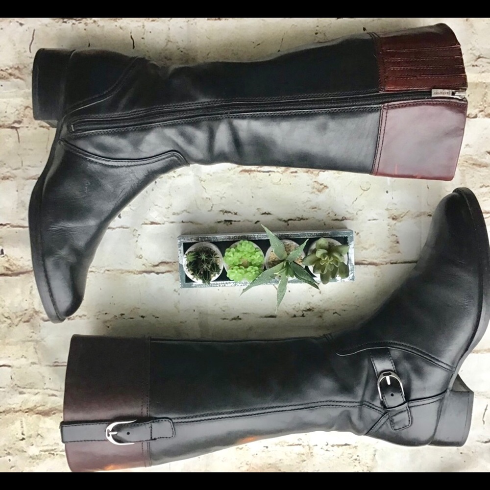 Ariat Black and Brown Equestrian Style Boot EUC